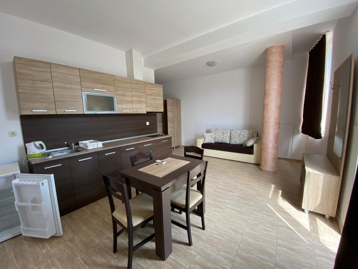 Sunrise Apartments, Pomorie Exterior photo